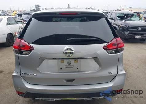 2020 Nissan Rogue Sv Fwd z USA, uszkodzony, nr VIN KNMAT2MT2LP518277